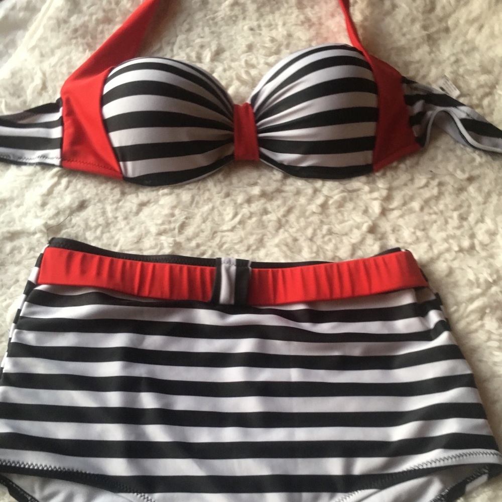 Retro High-Legged Two Piece